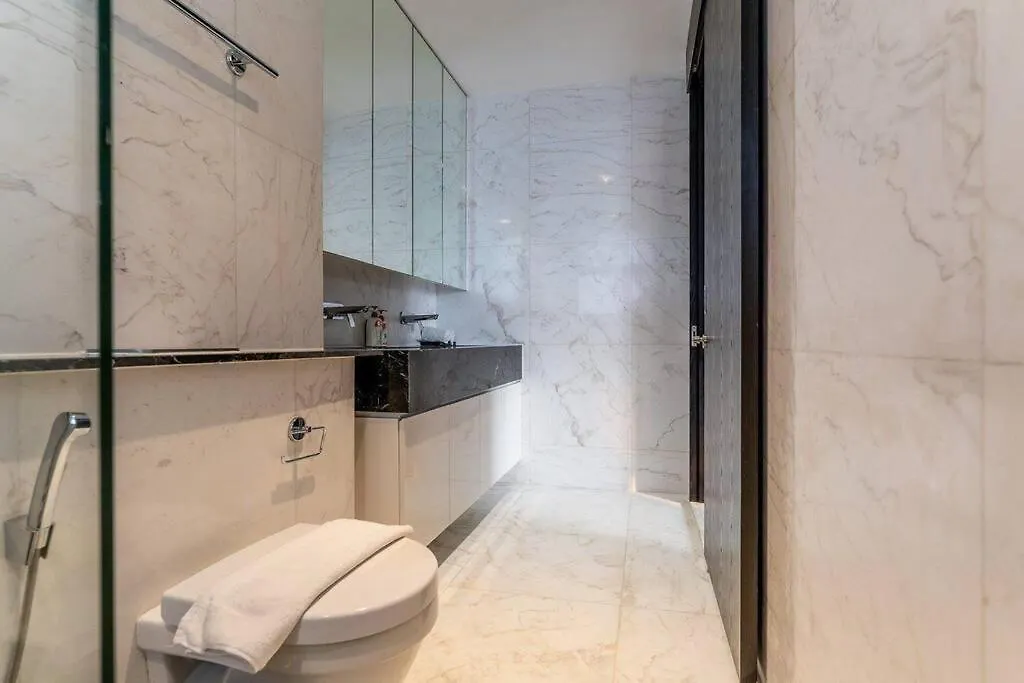 3Bed Resortstyle In Central D1/Pool/Gym/Cigar Room Ho Chi Minh City Apartment